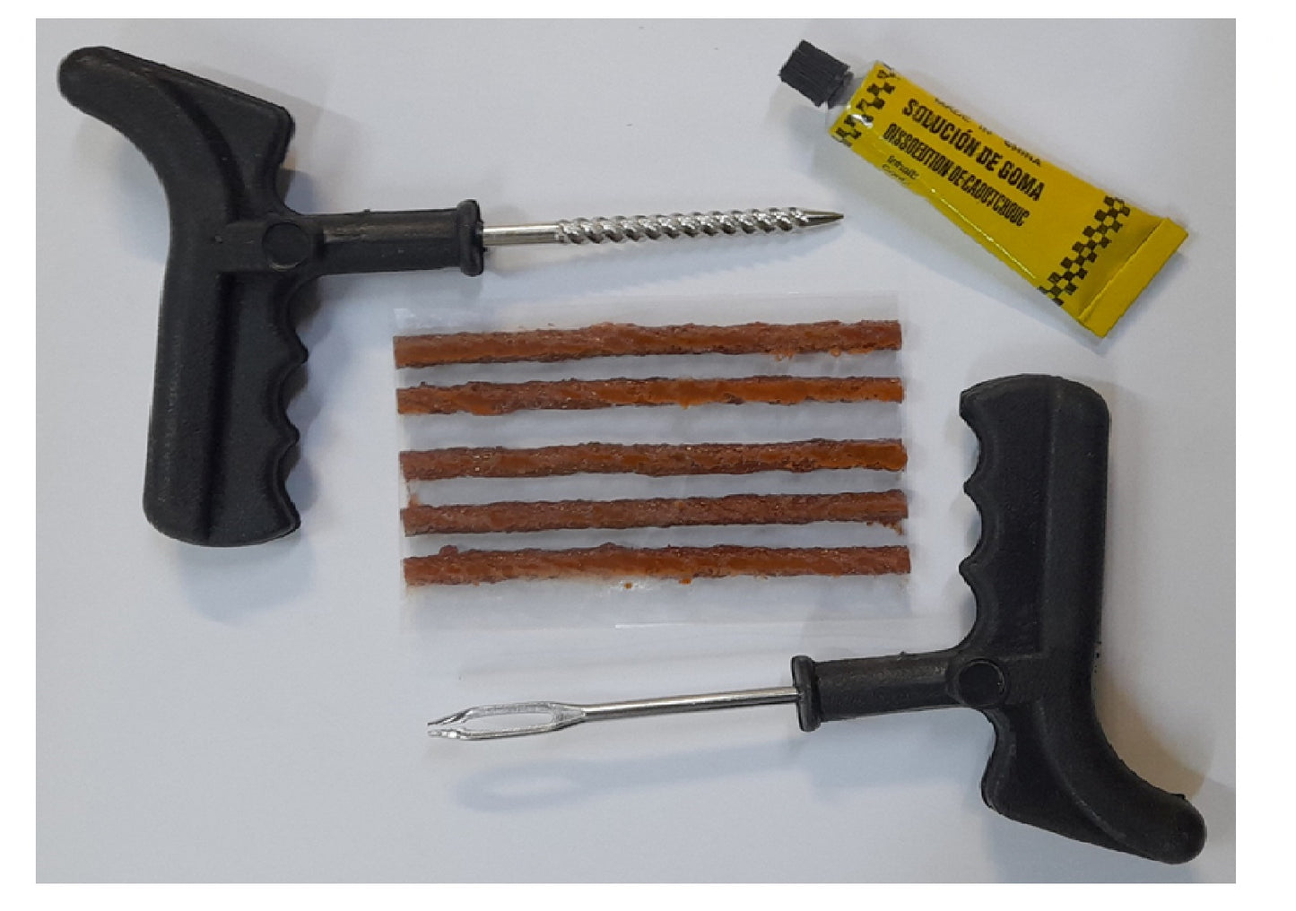 TUBELESS TYRE REPAIR KIT